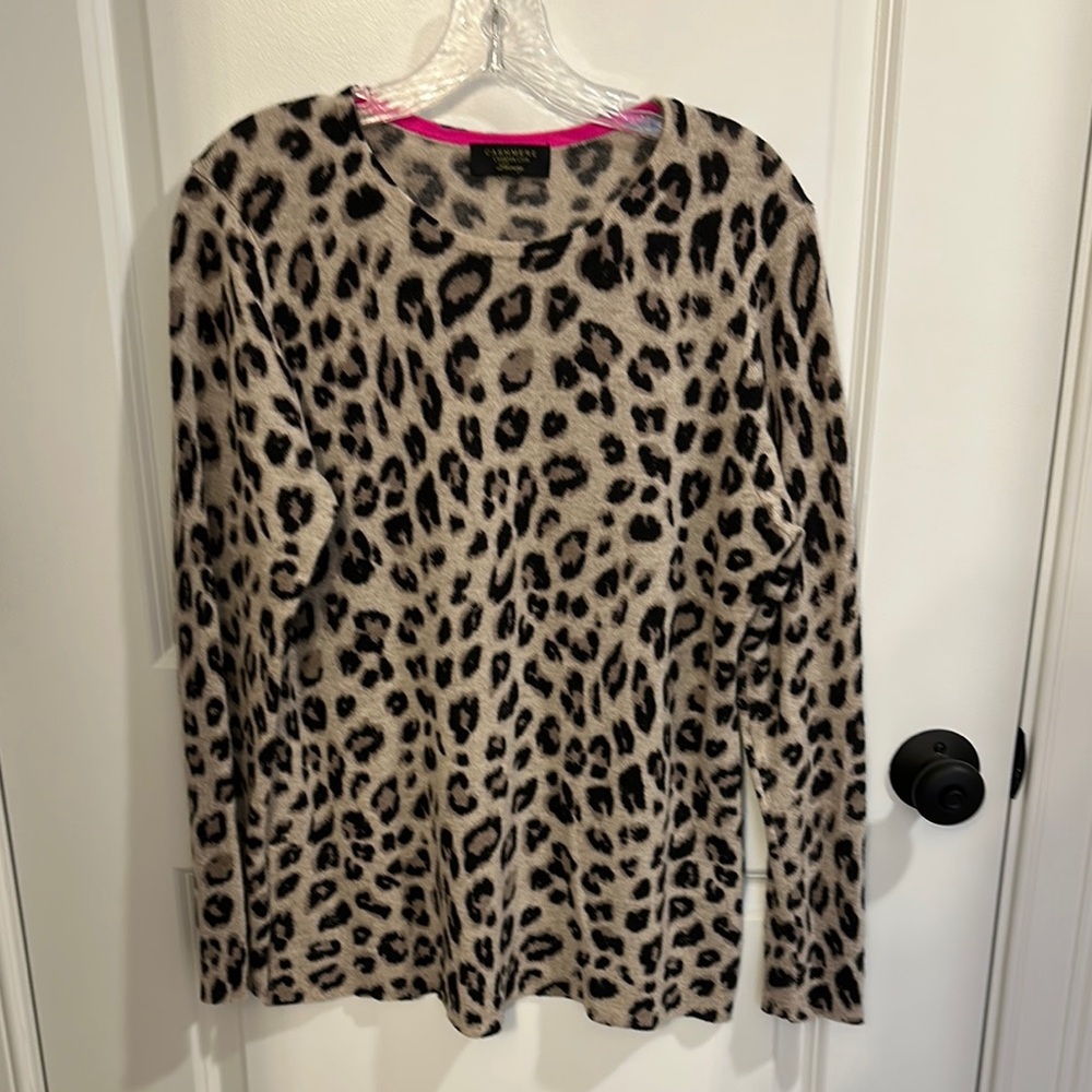 Cashmere sweater